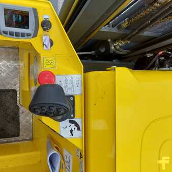 Carretilla retráctil de 4 vías 2019  Combilift MR (6)