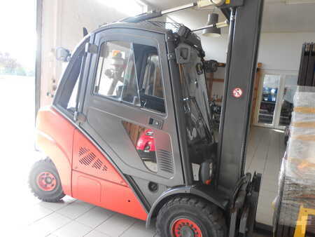 Diesel Forklifts 2014  Linde H35D (7)