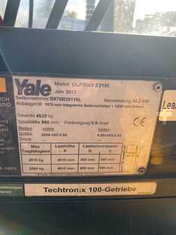 Chariot élévateur gaz naturel 2013  Yale GLP 30 VX (5)
