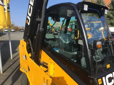 Telescopic forklift rigid 2021  JCB Teletruk 35-22E (9)