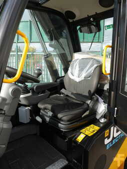 Telescopic forklift rigid 2025  JCB TLT 35-22 (5)