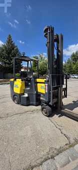 VZV pro práci v úzk.uličkách-retrakt 2012  Combilift 20SE (4)