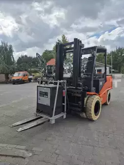 Elektro 4 Rad 2016  Toyota Traigo 80/70 (2)
