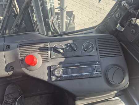 Elektro čtyřkolový VZV 2019  Linde E40H-01/600 (9)