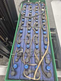 Chariots à mât rétractable 2014  Still FM-X25 (11)