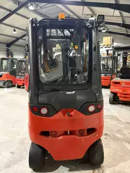 Elektro 4 Rad 2013  Linde E 30 HL (11)