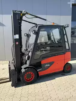 Sähkö - 4 pyör 2014  Linde E45 (1)