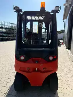 Sähkö - 4 pyör 2014  Linde E45 (3)