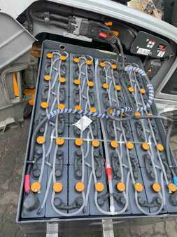 Elektro čtyřkolový VZV 2020  Still RX60-25 72% Bat (5)
