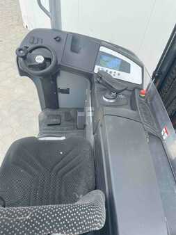 Chariots à mât rétractable 2020  Still FM-X10 (4)