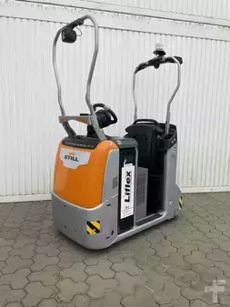 Tractor de arrastre 2019  Still LTX50  LIION (1)