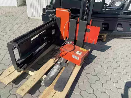 Schmalgangstapler  Linde K (2)