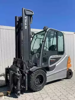 Elektro 4 Rad 2019  Still RX 60-50  75% Bat & 5th & Rotato (1)