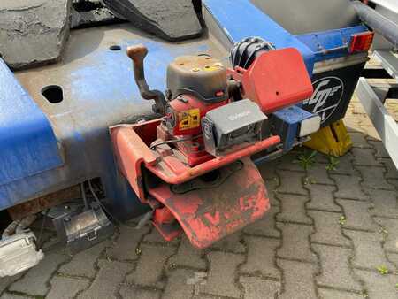 Wózek terminalowy 2005  Kalmar ST 122 /  4X2 / 1 OWNER / NEW TIRES / TRANSPORT POSSIBLE (9)