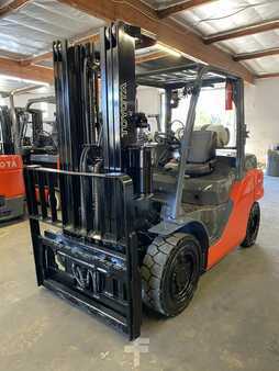 Propane Forklifts 2018  Toyota 8FG35U (1)