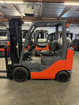 Montacargas GLP 2019  Toyota 8FGCU25 (2)