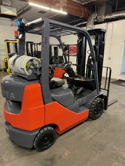 Montacargas GLP 2019  Toyota 8FGCU25 (3)