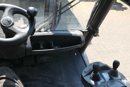 Wózki widłowe diesel 2012  Linde H 45 D - 01 394 (11)