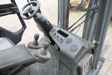 Diesel Forklifts 2004  Linde H 25 D 392 (9)