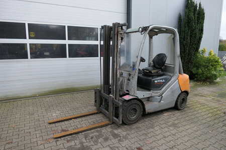 Dieselstapler 2010 Still RX70-30 (2)