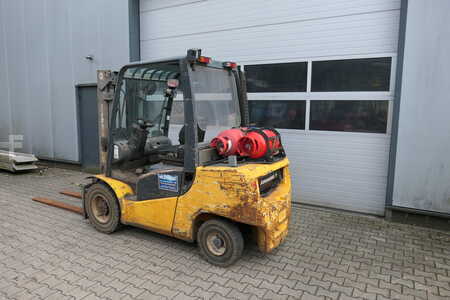Treibgasstapler 2008  Jungheinrich TFG 435 (2)