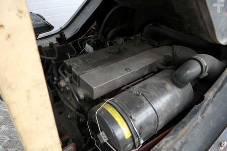 Dieselstapler 1990  Linde H 35 D (8)