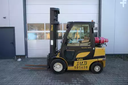 Carretilla elevadora GLP 2017  Yale GLP 30 VX (1)