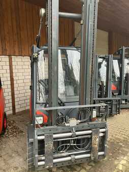 Diesel Forklifts 2015  Linde H 35 D- 02 (4)