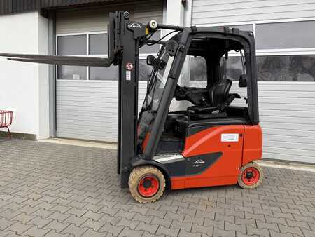 4-wiel elektrische heftrucks 2014  Linde E18 PH-02 (2)