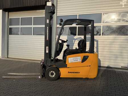 3-wiel elektrische heftrucks 2006  Jungheinrich EFG 216K (1)