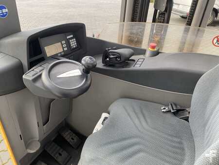 Reachtrucks 2015  Jungheinrich ETV 112 (4)