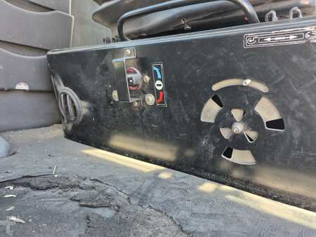 Boční vysokozdvižný vozík 2011  Baumann DFQ 50/14/50ST (10)