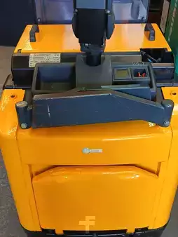 Hochhubwagen 1996  Jungheinrich ERD120 (9)