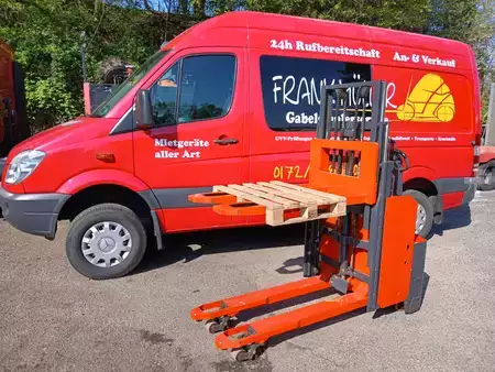 Hochhubwagen 1999  Steinbock Boss WP20D (1)