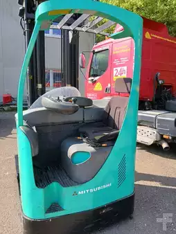 Reach Truck 2000  Mitsubishi RB 16 (4)