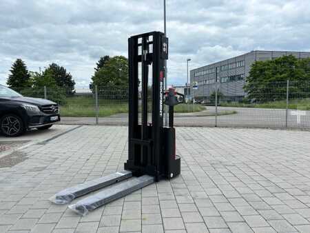 Stacker pedestre 2024  EP Equipment ESL 122 (5)