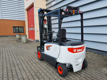 Eléctrica de 4 ruedas 2024  Bobcat B30X-7 Plus (3)