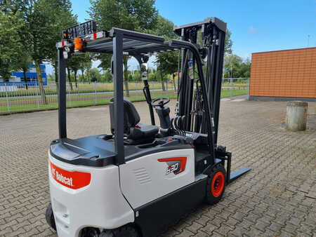 Bobcat B30X-7 Plus