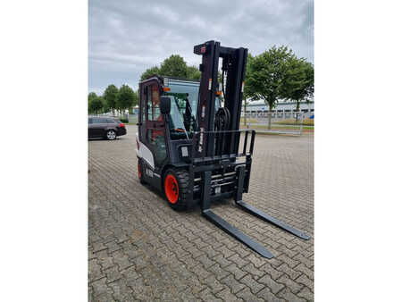 Diesel truck - Bobcat D30NXS (5)