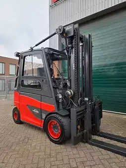 Eléctrica de 4 ruedas 2017  Linde E40H-01/600 (2)