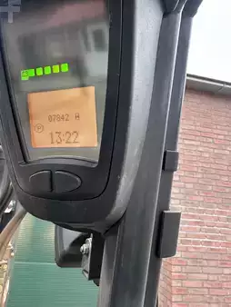 Elektro čtyřkolový VZV 2012  Linde E25 (5)