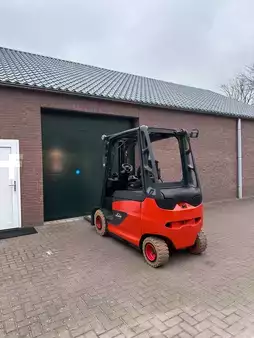 Elektro čtyřkolový VZV 2012  Linde E25 (7)