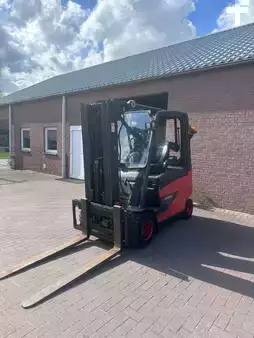 Elektro 4 Rad 2013  Linde E35HL-01 (2)