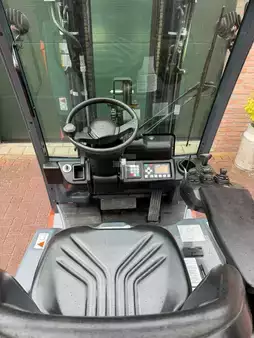 3-wiel elektrische heftrucks 2018  Toyota 8FBE15T (11)