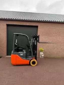 3-wiel elektrische heftrucks 2018  Toyota 8FBE15T (3)