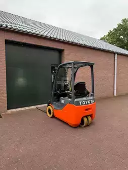 3-wiel elektrische heftrucks 2018  Toyota 8FBE15T (7)