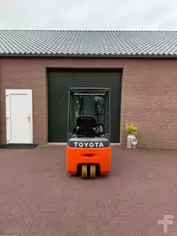 3-wiel elektrische heftrucks 2018  Toyota 8FBE15T (9)