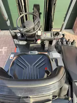 Carrelli elettrici 3 ruote 2019  Toyota 8 FBE16T (8)