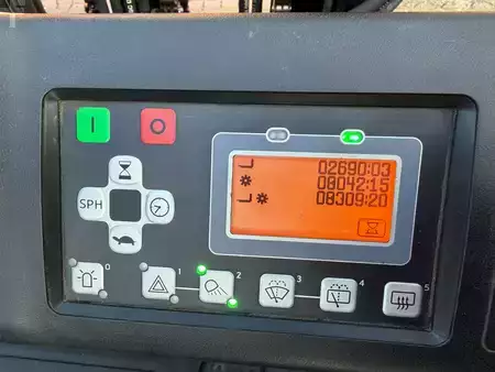 4-wiel elektrische heftrucks 2017  Toyota 8FBMT25 (11)
