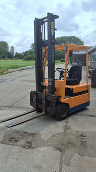 Elektryczne 3-kołowe 1989  Toyota 2FB13 (3)